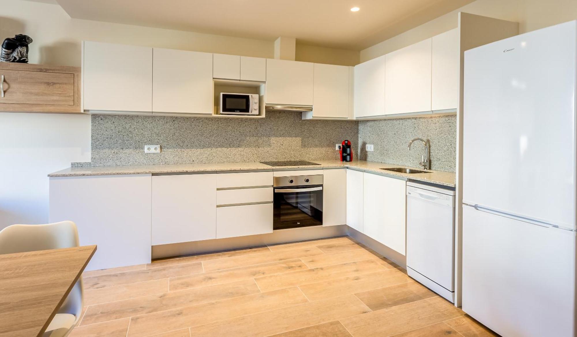 Can Cintet 21Nuevo Apartamento Moderno En Бесалу Экстерьер фото