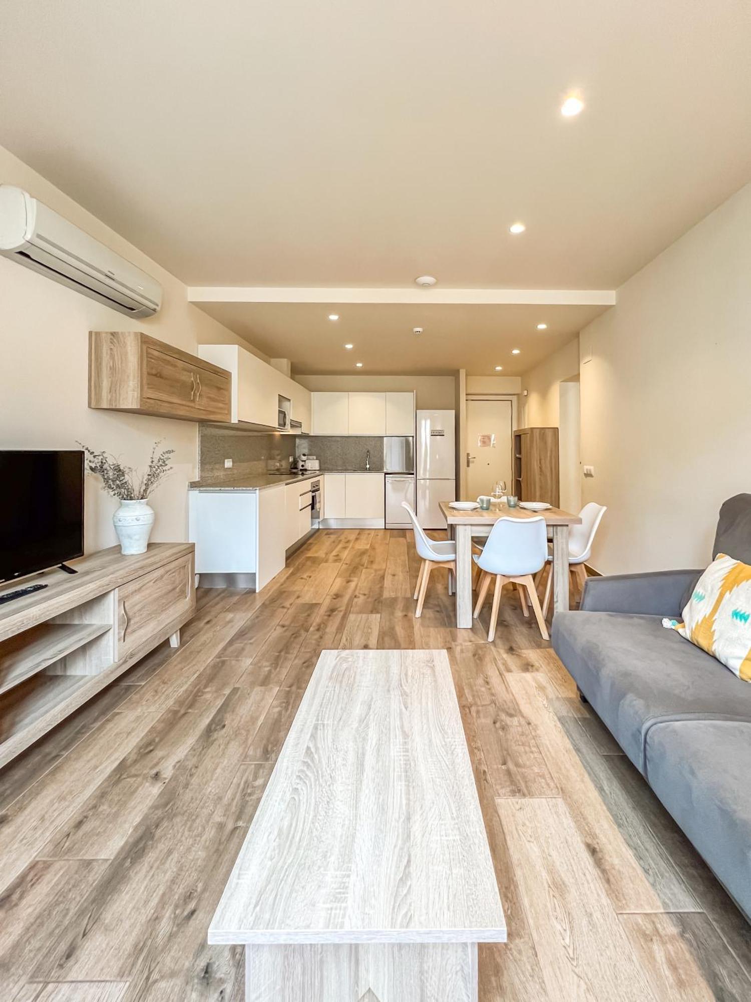 Can Cintet 21Nuevo Apartamento Moderno En Бесалу Экстерьер фото